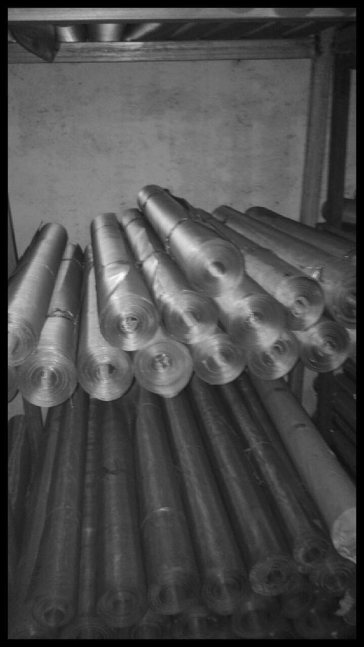 б�y���P䓾W